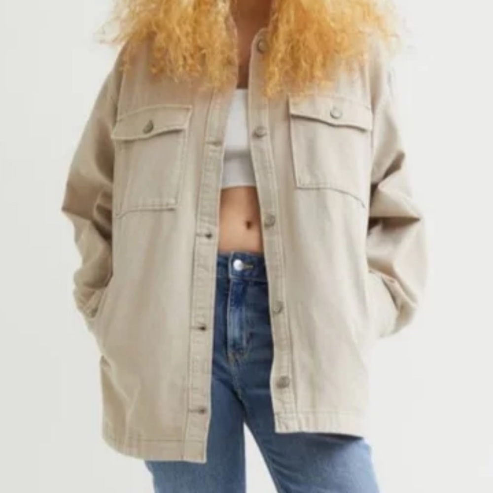 Oversized khaki jacket